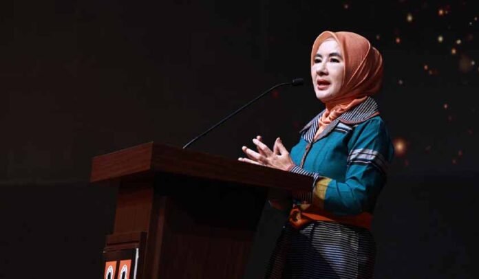 Lifetime Achievement Awards Lifetime Achievement Awards