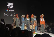 UMKM Binaan Pertamina Raih Predikat Best Eco Friendly di Panggung Jakarta Muslim Fashion Week 2024 PERTAMINA