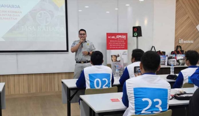 Sosialisasikan JR Safety Road Sosialisasikan JR Safety Road