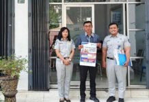 di FIF Cabang Singaraja