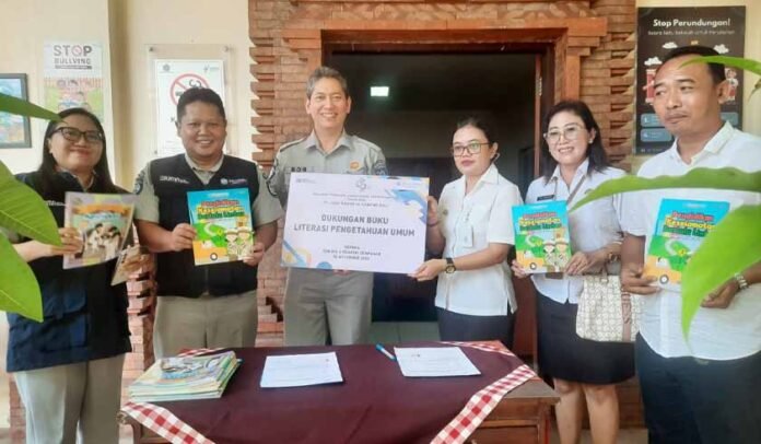 di SDN 2 Penatih di SDN 2 Penatih