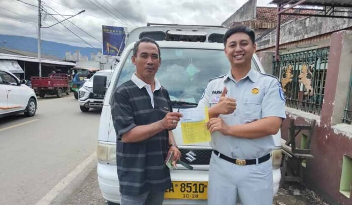 Kegiatan Door to Door IWKBU Kegiatan Door to Door IWKBU