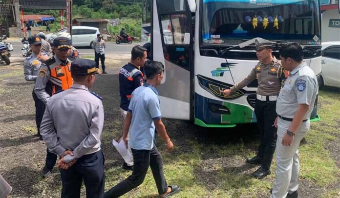 Mitra Kerja Terkait Mitra Kerja Terkait