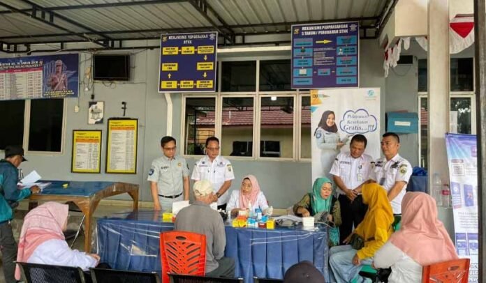 di Samsat Lahat I di Samsat Lahat I