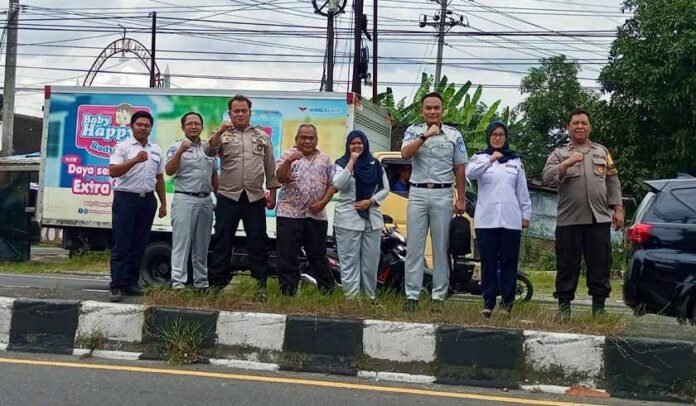 Forum Komunikasi Lalu Lintas Forum Komunikasi Lalu Lintas