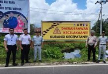 Pasang Spanduk Himbauan