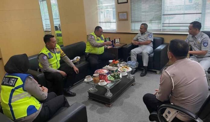 bersama Polres Lahat
