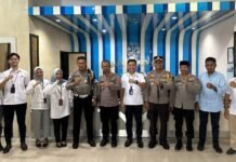 dengan Kapolres Palopo