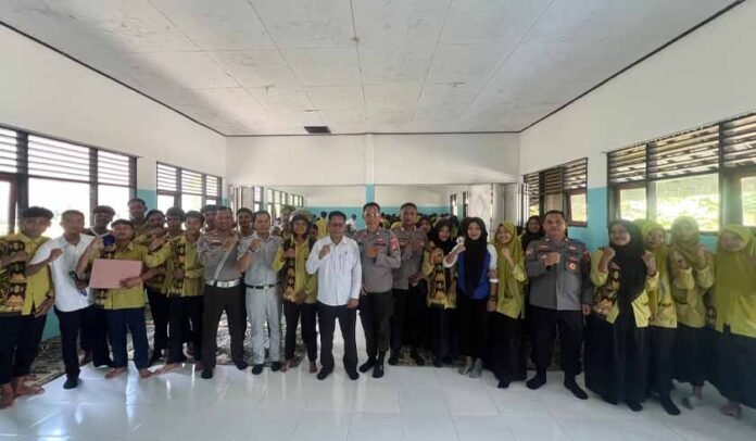di SMA 1 Moyo Utara di SMA 1 Moyo Utara