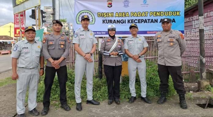 di Titik Rawan Kecelakaan di Titik Rawan Kecelakaan