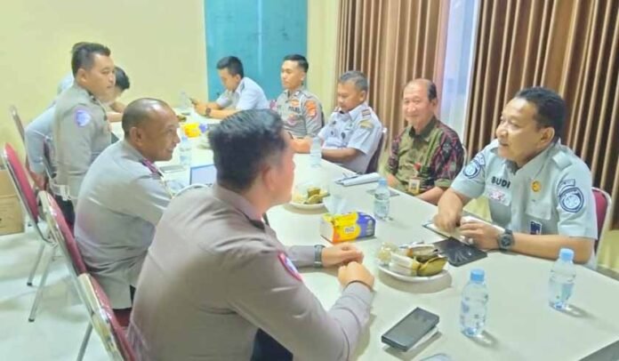 di Wilayah Kabupaten Sumbawa di Wilayah Kabupaten Sumbawa