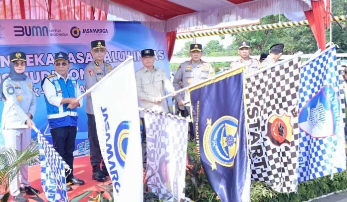 Mematuhi Instruksi yang Berlaku Mematuhi Instruksi yang Berlaku