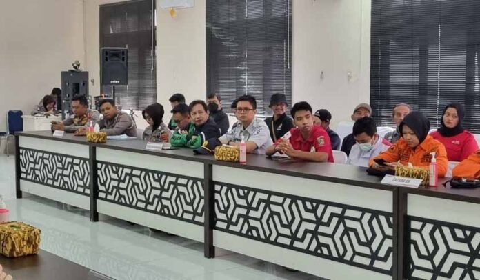 Menjelang Idul Fitri 2025 Menjelang Idul Fitri 2025