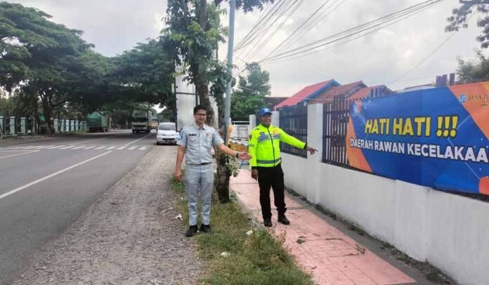 di Kecamatan Rembang dan Kecamatan Lasem