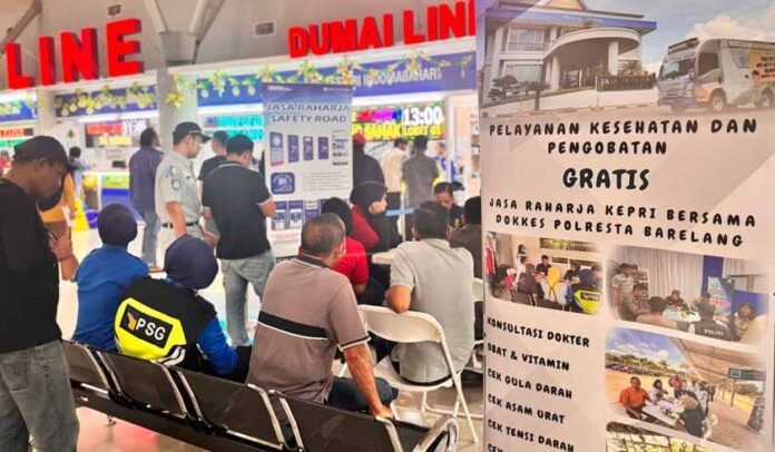 di Pelabuhan Sekupang Batam di Pelabuhan Sekupang Batam
