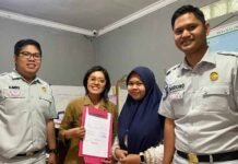 Bermotor di Perusahaan