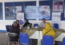 Di Terminal Sumer Payung