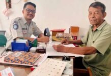 Operator Angkutan Umum