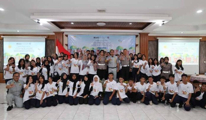 Anak Duta Informasi Keselamatan Anak Duta Informasi Keselamatan