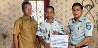 di Desa Pinang Banjar