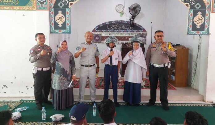 di MTsN 1 Pesisir Selatan di MTsN 1 Pesisir Selatan