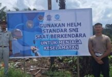 Spanduk Imbauan Keselamatan Dipasang di Kecamatan Sajingan Besar, Jasa Raharja Sambas dan Satlantas Kompak Dukung Langkah Preventif jasa raharja kalbar