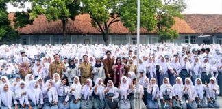 Di SMKN 2 Karawang