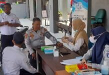 Di Terminal Klari Karawang