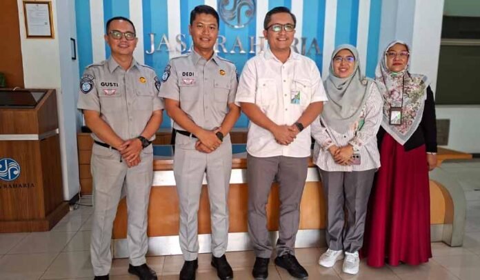 Kecelakaan Lalu Lintas Kerja Kecelakaan Lalu Lintas Kerja