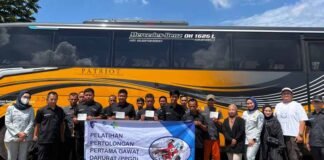 di PO Patriot Wisata dan Maximiles