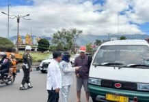 di Simpang Empat Gobing