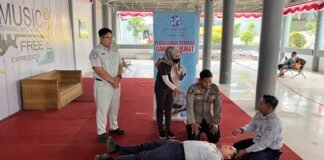di Terminal Batu Ampar