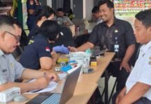 PT Jasa Raharja Bali Berkolaborasi dengan RS Bhayangkara Denpasar Gelar Pemeriksaan Kesehatan Gratis di Terminal Mengwi di Terminal Mengwi