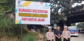 Melalui Pemasangan Himbauan di Sukatani