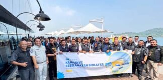 Menyelenggarakan Kampanye Keselamatan Berlayar