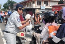 Perlintasan Kereta Api