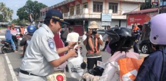Perlintasan Kereta Api
