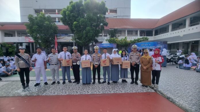 SMA Negeri 1 Medan SMA Negeri 1 Medan