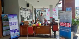 di Kantor Samsat Jepara