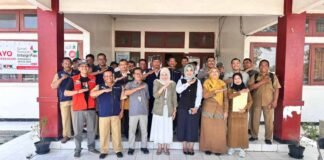Di Kantor Kecamatan Cilamaya Kulon