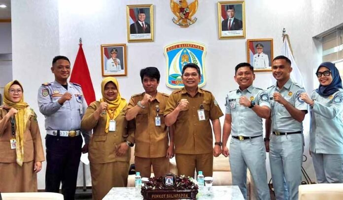 Kepatuhan Pajak Kendaraan Kepatuhan Pajak Kendaraan