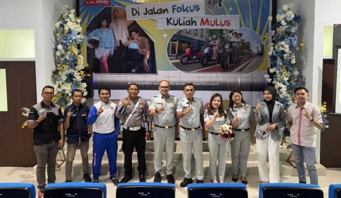 Masyarakat dalam Berlalu Lintas Masyarakat dalam Berlalu Lintas