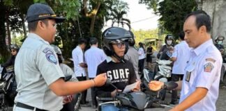 Pajak Kendaraan Bermotor