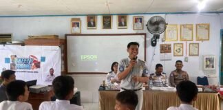 Tangan Kesadaran Lalu Lintas