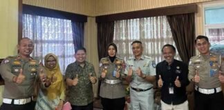 bersama Dinas Kesehatan Provinsi