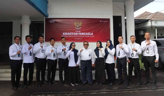 dan Pelayanan Publik