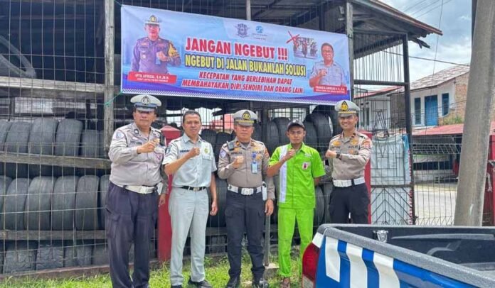 di Daerah Rawan Kecelakaan di Daerah Rawan Kecelakaan