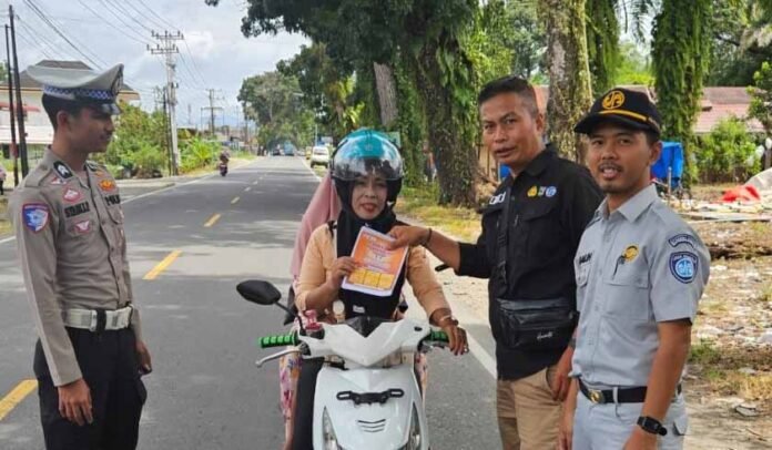 di Pasaman Barat di Pasaman Barat