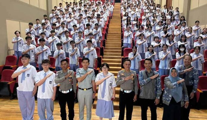 di SMA Maitreyawira Kota Batam