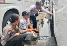 Jasa Raharja Bekasi Bersama Stakeholders Melaksanakan Pemeriksaan Kelengkapan Administrasi Bus Antarkota di Terminal Induk Kota Bekasi jasa raharja jabar